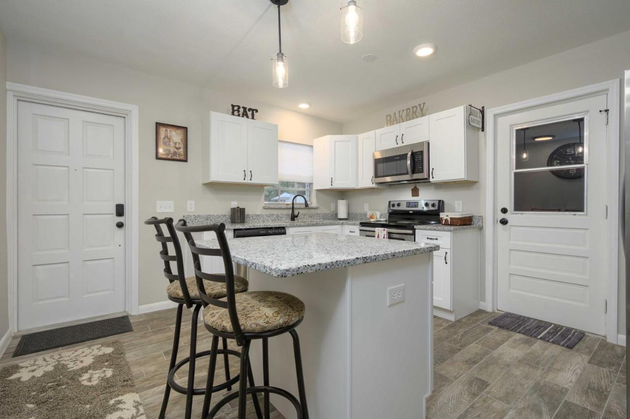 Lakefront Home With Screened Porch And Grill Winter Haven Exterior foto